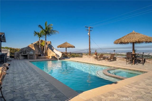 16 Saddle, Rancho Palos Verdes, CA 90275