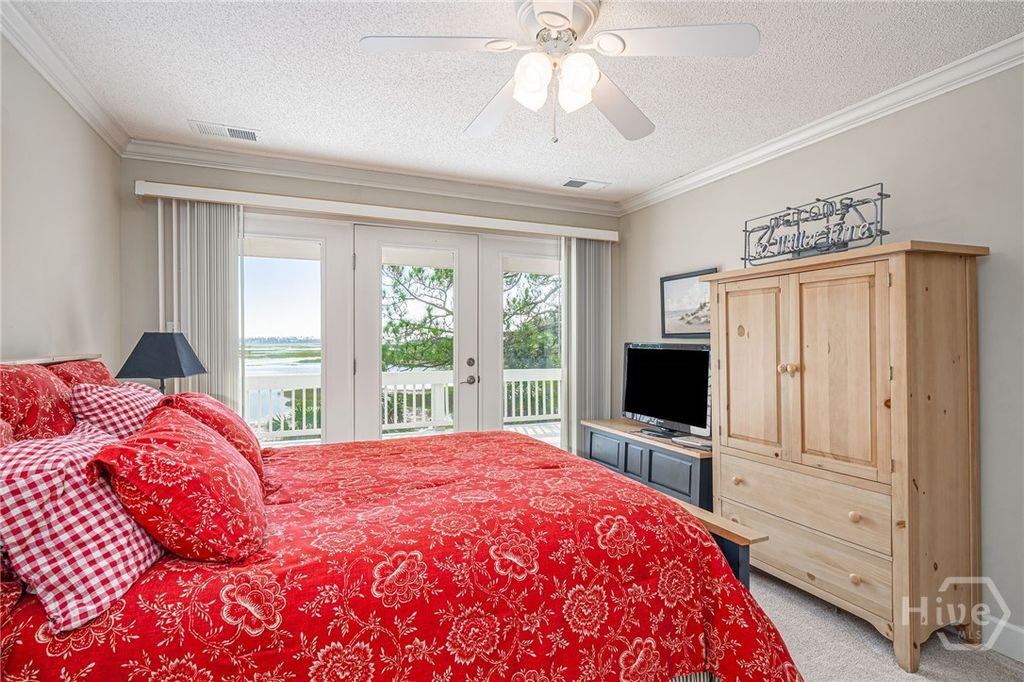 Image 23 of property listing at 24 Delegal Road, Savannah, GA 31411