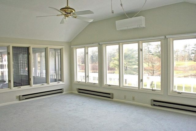 27 Reservoir Ave, Lakeville, MA 02347