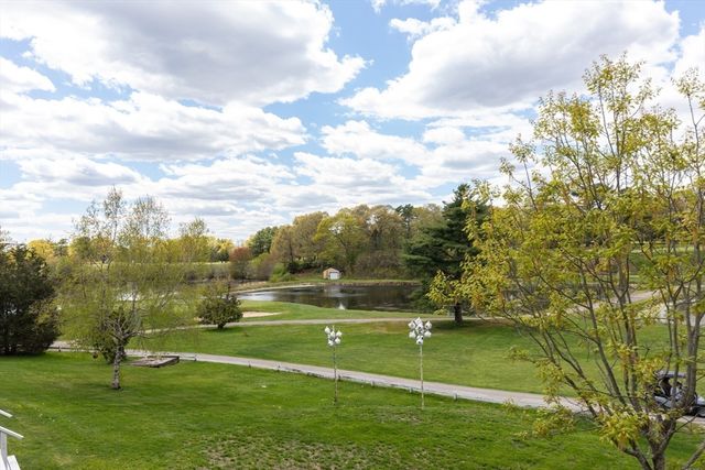 27 Reservoir Ave, Lakeville, MA 02347