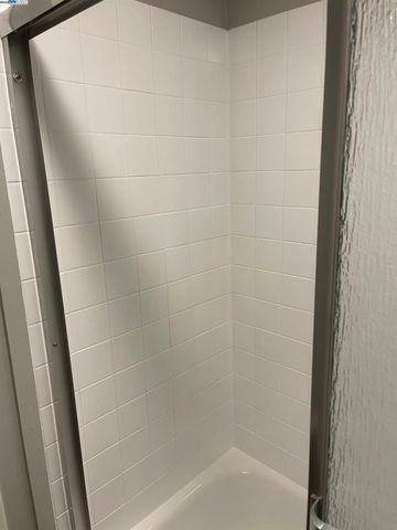 185 Sierra Dr 206, Walnut Creek, CA 94596