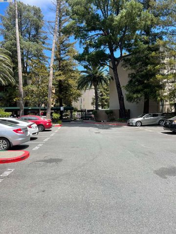 185 Sierra Dr 206, Walnut Creek, CA 94596