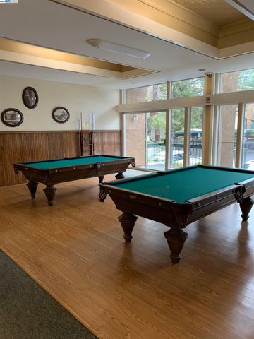 185 Sierra Dr 206, Walnut Creek, CA 94596