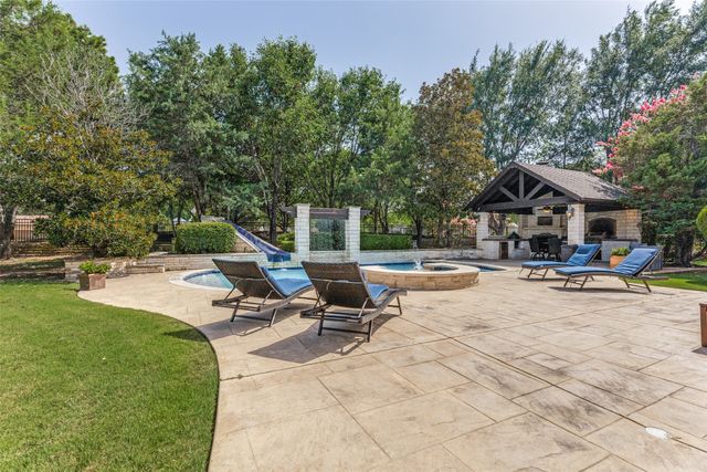 1612 Fair Oaks Drive, Westlake, TX 76262