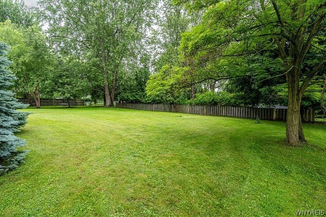 110 North Cayuga Road, Amherst, NY 14221