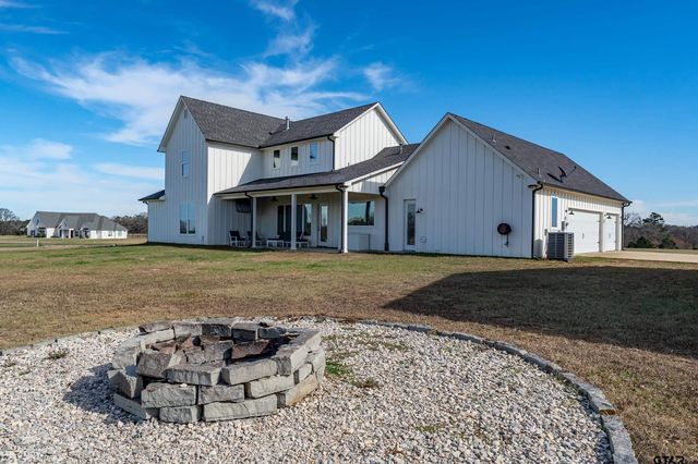 223 Riata Road, Bullard, TX 75757