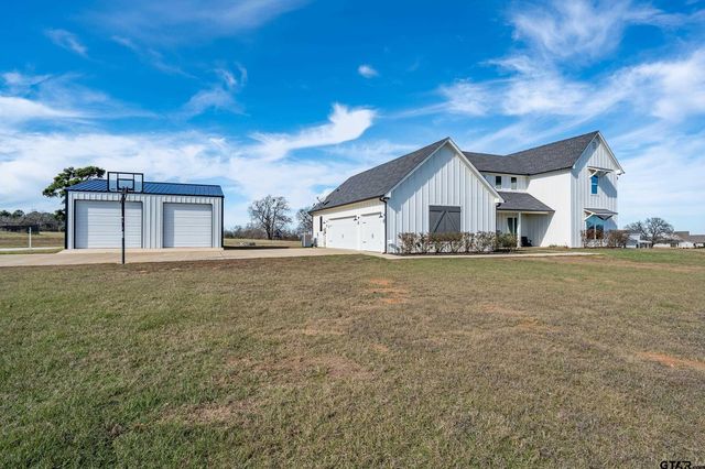 223 Riata Road, Bullard, TX 75757