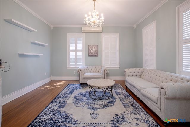 308 S Liberty St., Victoria, TX 77901