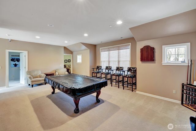 1833 297 Way SE, Fall City, WA 98024