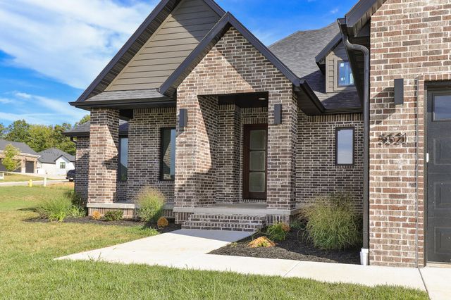 5521 E Cavalcade Lane, Springfield, MO 65802