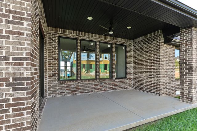 5521 E Cavalcade Lane, Springfield, MO 65802