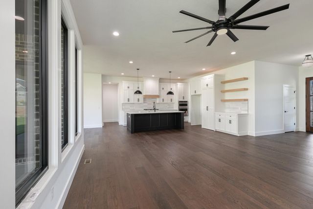 5521 E Cavalcade Lane, Springfield, MO 65802