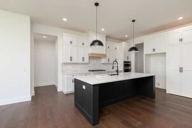 5521 E Cavalcade Lane, Springfield, MO 65802