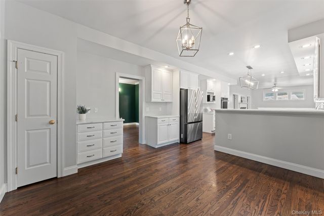 2 Castle Hill Close, Dobbs Ferry, NY 10522