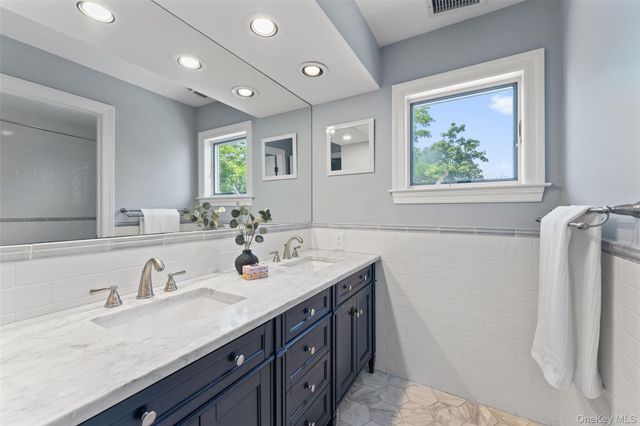 2 Castle Hill Close, Dobbs Ferry, NY 10522