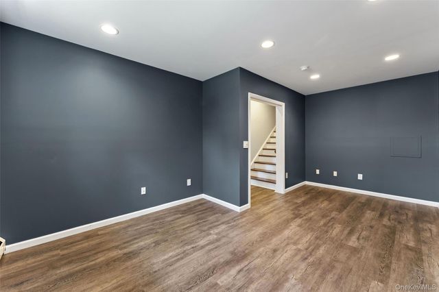 2 Castle Hill Close, Dobbs Ferry, NY 10522