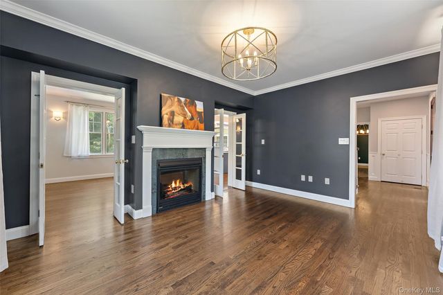 2 Castle Hill Close, Dobbs Ferry, NY 10522