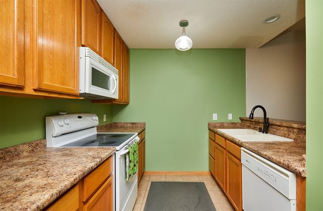 1227 NE 8th Lane, Ankeny, IA 50021