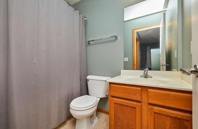 1227 NE 8th Lane, Ankeny, IA 50021