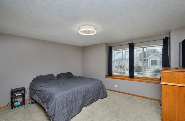 1227 NE 8th Lane, Ankeny, IA 50021