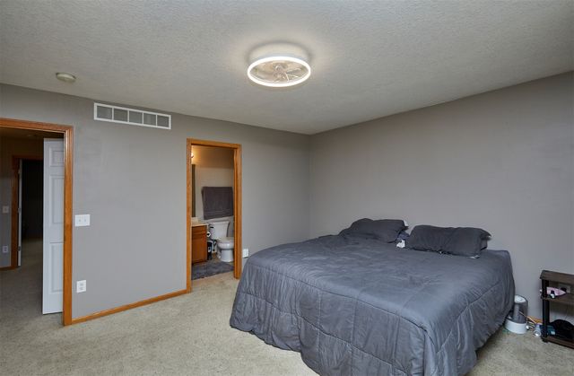 1227 NE 8th Lane, Ankeny, IA 50021