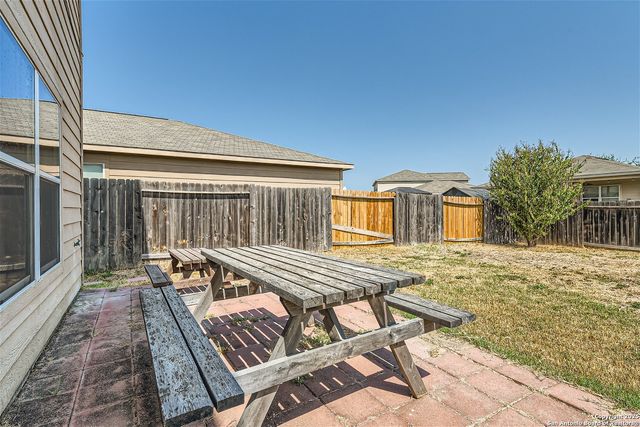 11807 Luckey Ledge, San Antonio, TX 78252