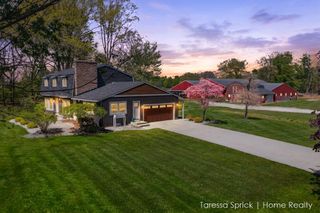 6375 Bauer Road, Blendon Twp, MI 49426