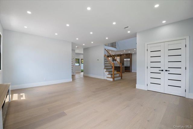 517 Corral Run, Bethpage, NY 11714