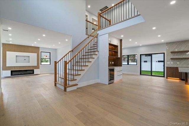 517 Corral Run, Bethpage, NY 11714