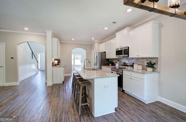 17 Kola Lane, Rydal, GA 30171