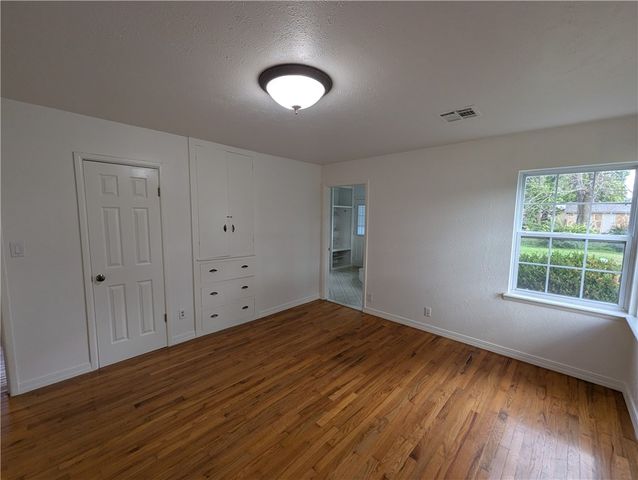 320 Country Club Road, Siloam Springs, AR 72761