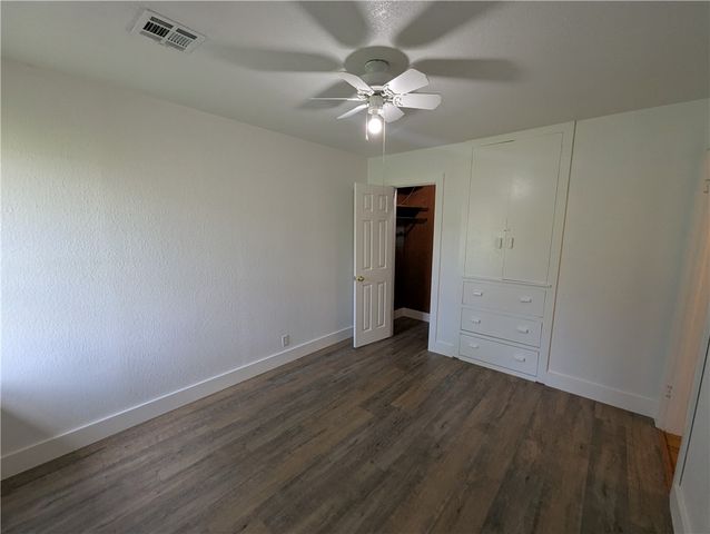 320 Country Club Road, Siloam Springs, AR 72761