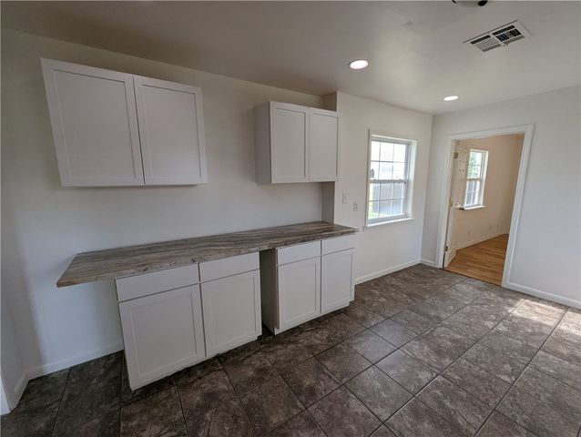 320 Country Club Road, Siloam Springs, AR 72761