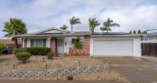 5610 Chateau Drive, San Diego, CA 92117