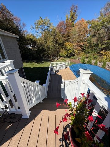 3 Oak Street, Johnston, RI 02919