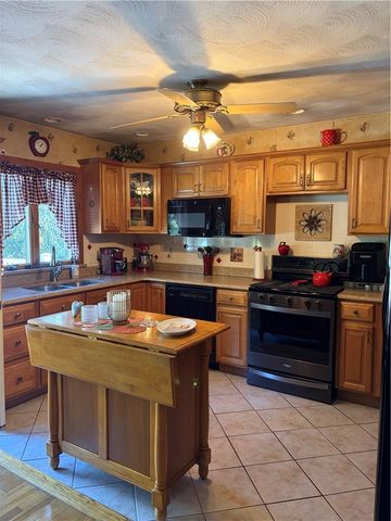 3 Oak Street, Johnston, RI 02919
