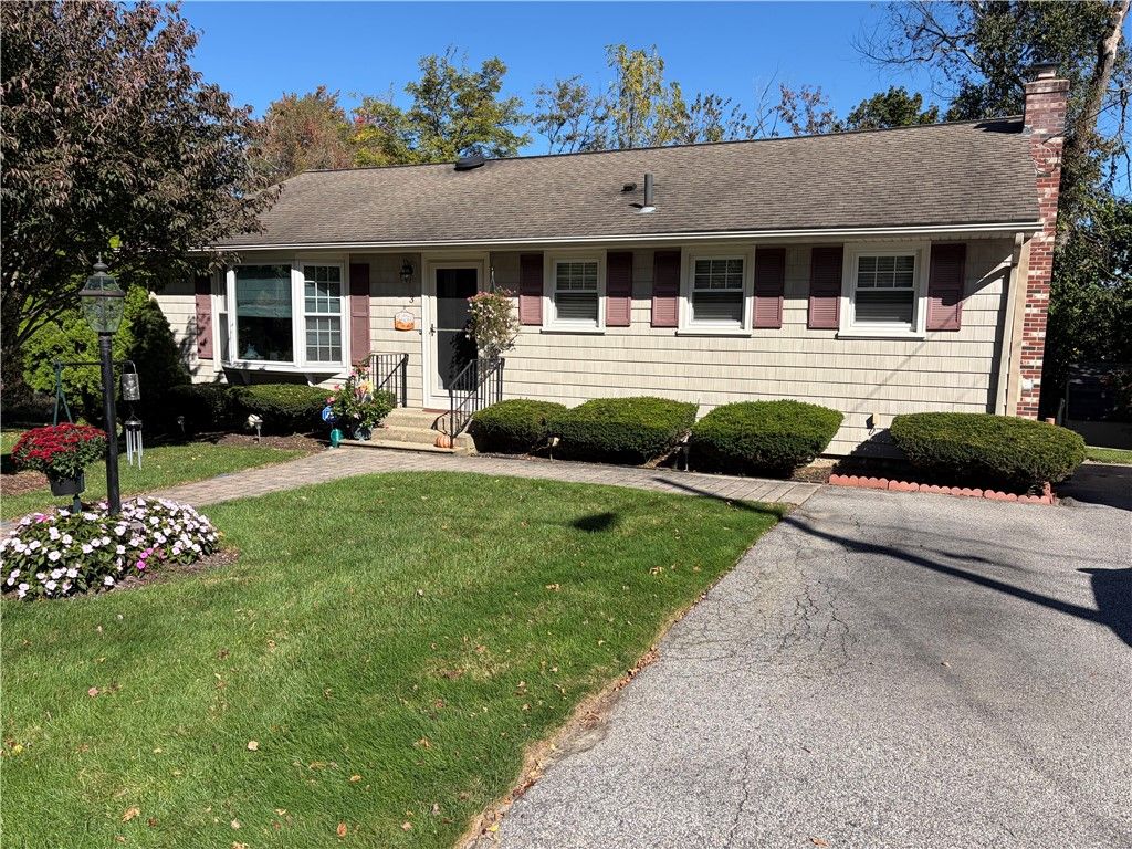 3 Oak Street, Johnston, RI 02919