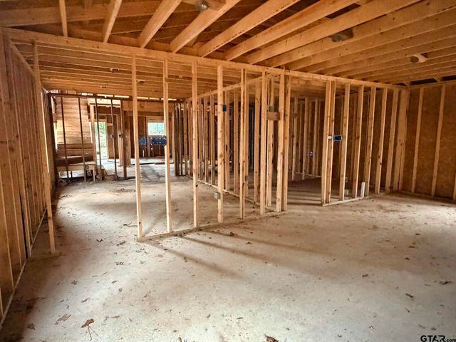 380 Woodhue Dr, Bullard, TX 75757