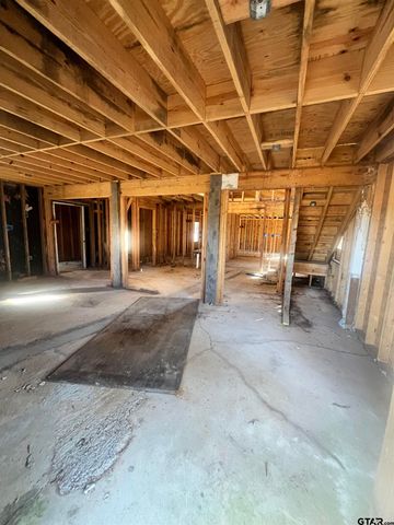 380 Woodhue Dr, Bullard, TX 75757