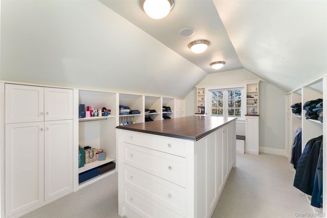 45 Griffen Avenue, Scarsdale, NY 10583