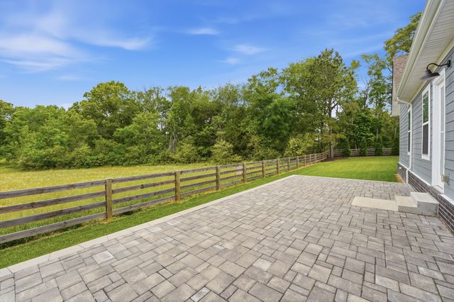 7216 Sweetbriar Ln, Fairview, TN 37062