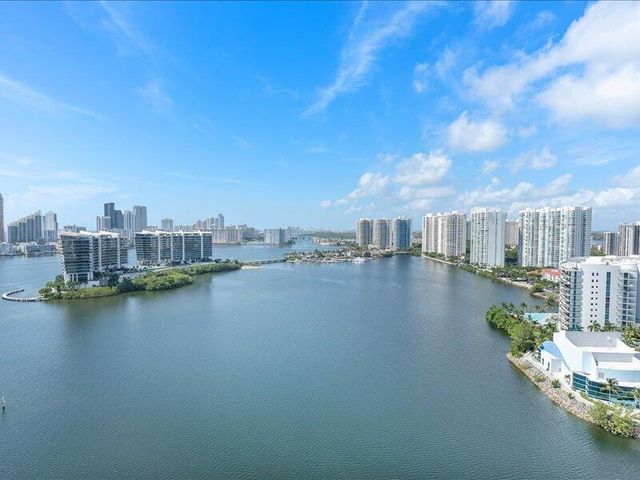 3370 SW Hidden Bay Drive 2409, Aventura, FL 33180