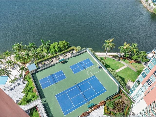 3370 SW Hidden Bay Drive 2409, Aventura, FL 33180
