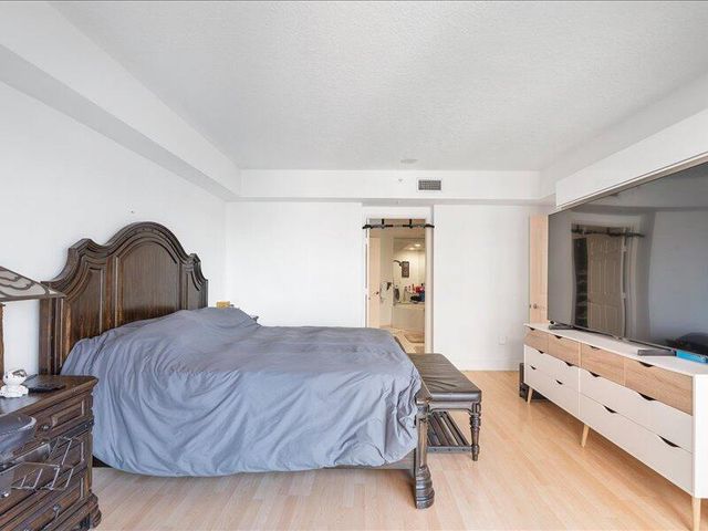 3370 SW Hidden Bay Drive 2409, Aventura, FL 33180