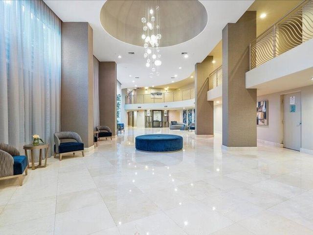 3370 SW Hidden Bay Drive 2409, Aventura, FL 33180