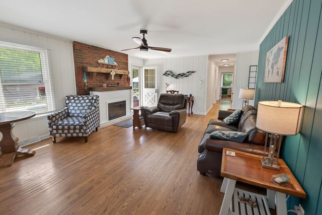 833 Leeville Rd, Lebanon, TN 37090