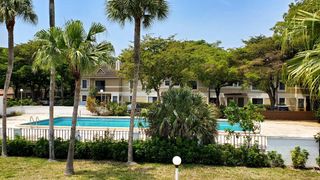 2710 Riverside Dr 202, Coral Springs, FL 33065