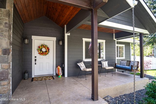 3110 E Lake Forest DR, Hayden Lake, ID 83835