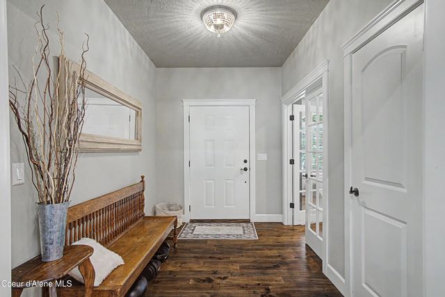 3110 E Lake Forest DR, Hayden Lake, ID 83835