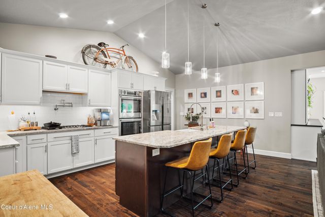 3110 E Lake Forest DR, Hayden Lake, ID 83835